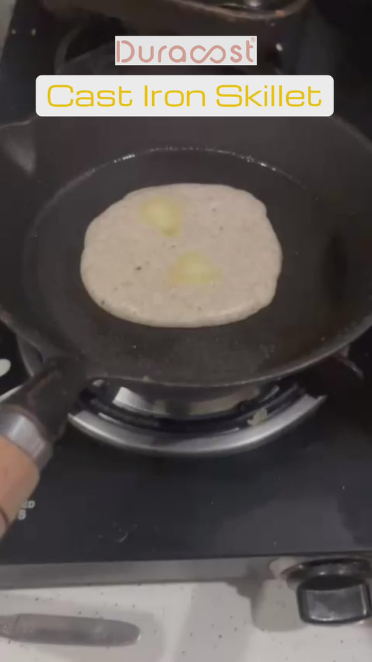 DuraCast® Cast Iron Skillet 20 cm with Wooden Handle | Naturally Non-Stick Pre-Seasoned Frying Pan for Daily Cooking | Premium Heavy Cast Iron Cookware